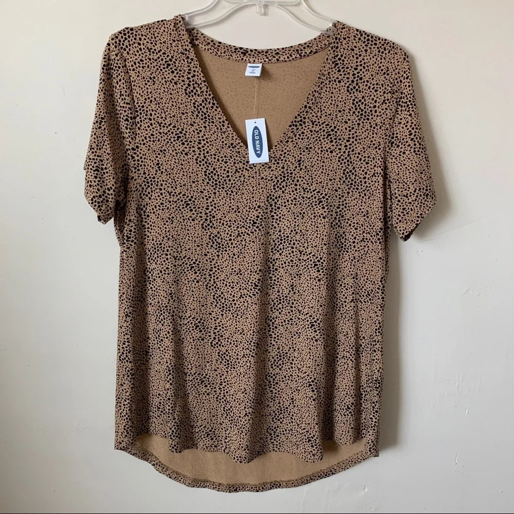 Old Navy Brown Short Sleeve Leopard Tee NWT